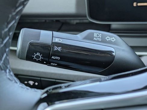 New 2026 Kia Carnival EX image 30