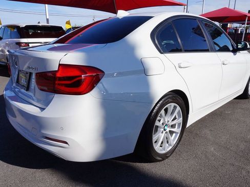 Used 2017 BMW 320i Sedan image 6