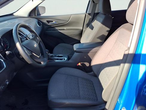 Used 2024 Chevrolet Equinox LT w/ LPO, Floor Liner Package image 9