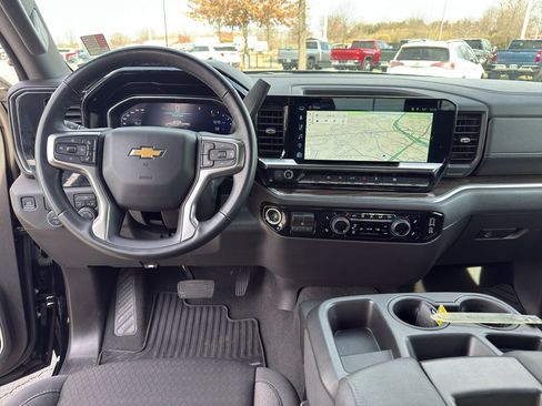 Used 2025 Chevrolet Silverado 1500 LT image 22
