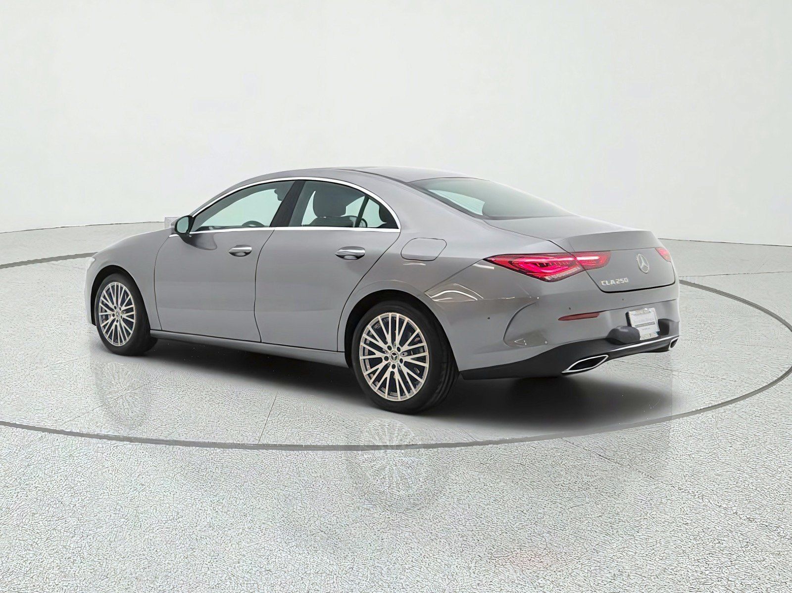 Used 2023 Mercedes-Benz CLA 250 image 7