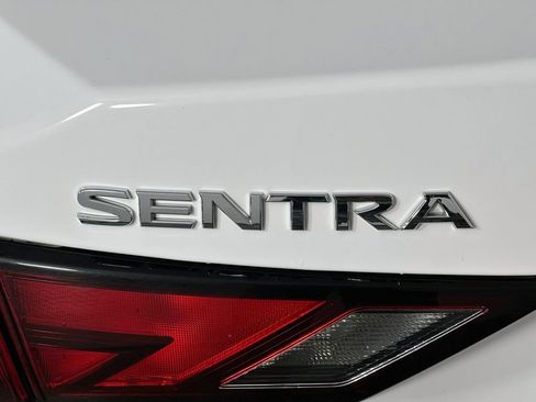 Used 2020 Nissan Sentra SV FWD image 25