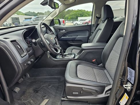 Used 2021 Chevrolet Colorado Z71 w/ Z71 Midnight Edition AWD/4WD image 15