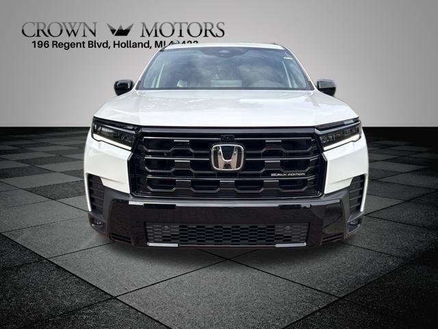 New 2026 Honda Pilot Black Edition image 2