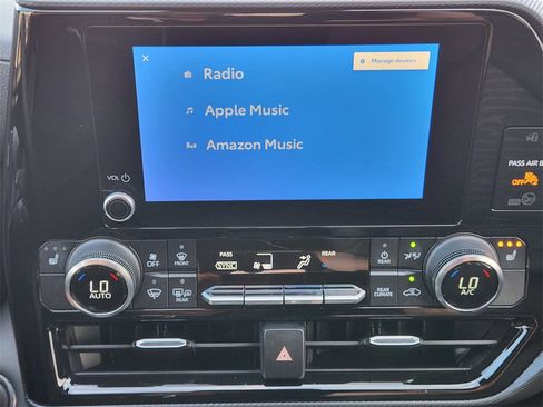 Used 2023 Toyota Highlander XSE image 21