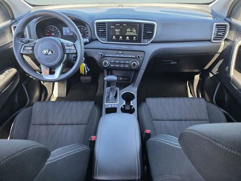 Used 2021 Kia Sportage LX image 20