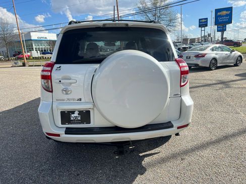 Used 2010 Toyota RAV4 Limited image 19