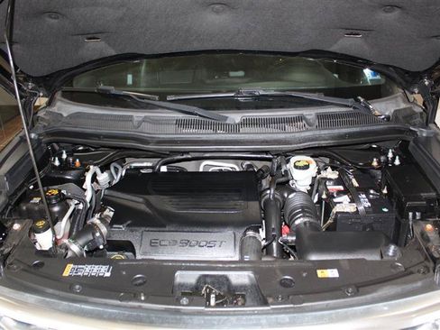 Used 2016 Ford Explorer Platinum AWD/4WD image 14