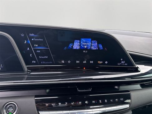 Used 2024 Cadillac Escalade ESV Sport w/ LPO, ONYX Package image 18