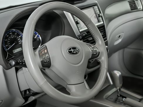 Used 2010 Subaru Forester 2.5X Limited image 21