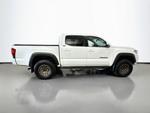 Used 2023 Toyota Tacoma 4x4 Double Cab w/ Trail Edition image 8