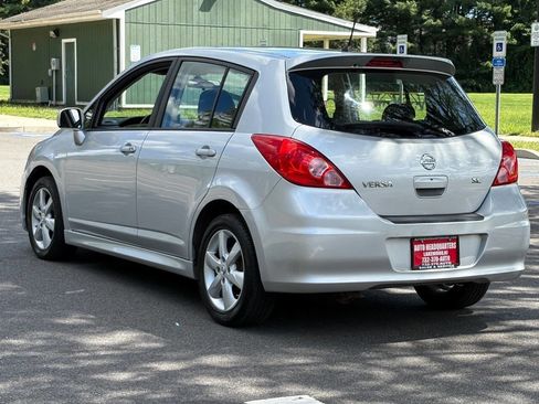 Used 2010 Nissan Versa SL w/ Premium Pkg image 8