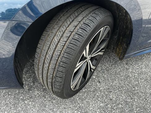 Used 2021 Volkswagen Passat 2.0T SE image 33