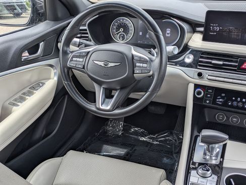 Used 2024 Genesis G70 2.5T RWD image 15