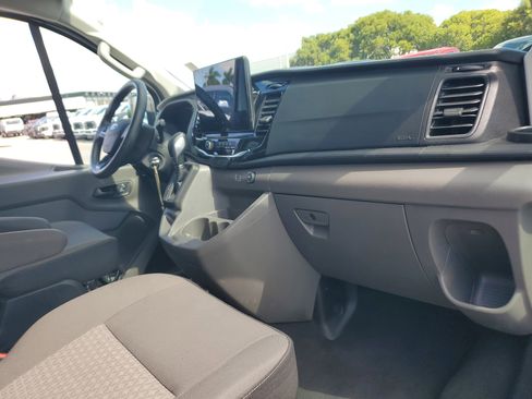 Used 2023 Ford Transit 350 XLT image 19