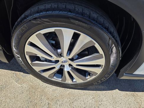Used 2022 Subaru Ascent Limited w/ Technology Package AWD/4WD image 31