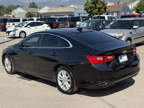 Used 2017 Chevrolet Malibu LT FWD image 6