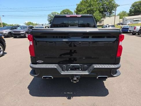 Used 2021 Chevrolet Silverado 1500 LT Trail Boss w/ Convenience Package II AWD/4WD image 4