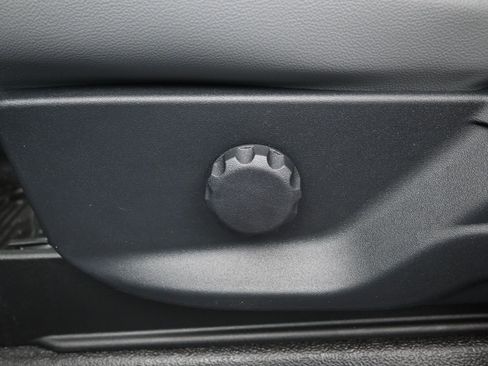 New 2026 Ford F250 XL w/ XL Chrome Package image 13