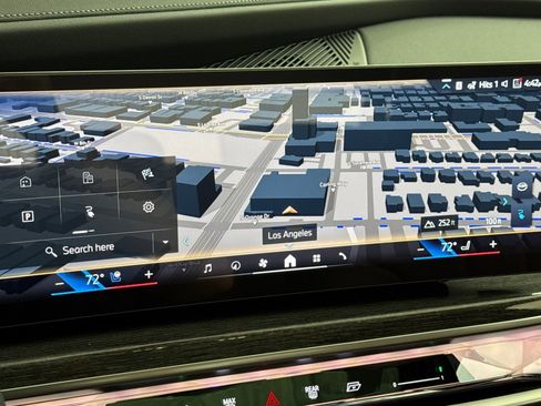 Used 2026 BMW i7 eDrive50 RWD image 19