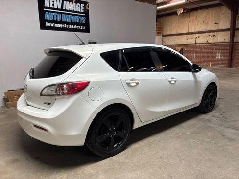 Used 2013 MAZDA MAZDA3 i Touring FWD image 3
