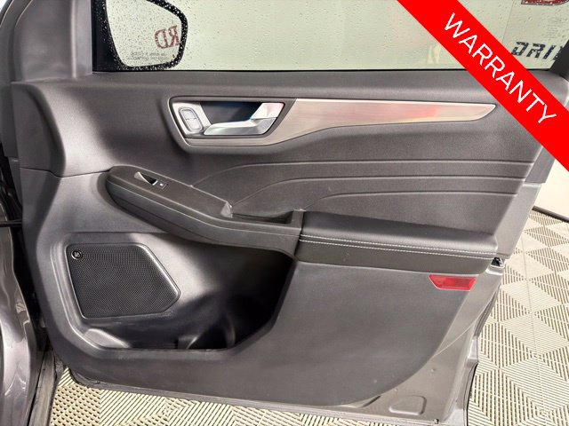 Certified 2021 Ford Escape Titanium AWD/4WD image 29