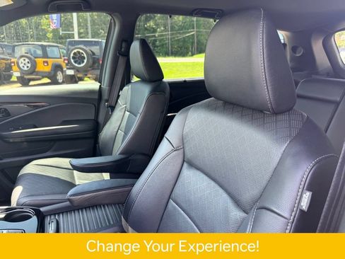 Used 2023 Honda Passport Elite image 18
