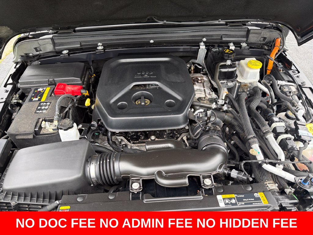 Used 2023 Jeep Wrangler Unlimited Sahara AWD/4WD image 22