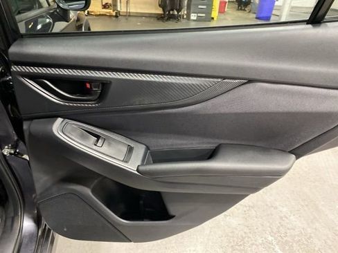 Used 2018 Subaru Crosstrek 2.0i Premium AWD/4WD image 20
