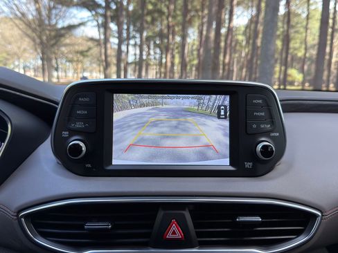 Used 2020 Hyundai Santa Fe SEL image 4