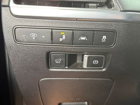 Used 2020 Hyundai Palisade Limited image 3