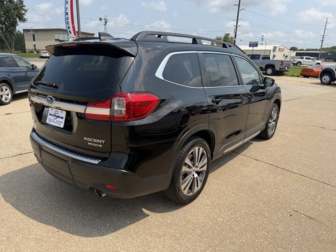 Used 2022 Subaru Ascent Limited w/ Technology Package AWD/4WD image 5