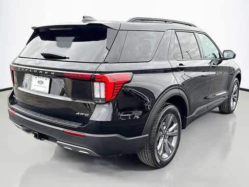 New 2026 Ford Explorer Active w/ Active Comfort Package AWD/4WD image 10