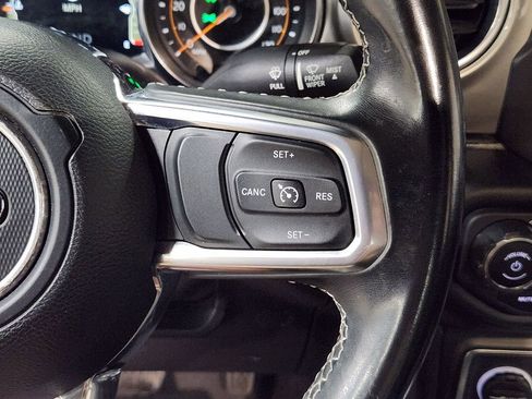 Used 2021 Jeep Gladiator Overland image 50