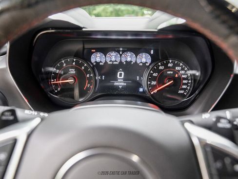 Used 2019 Chevrolet Camaro ZL1 RWD image 32