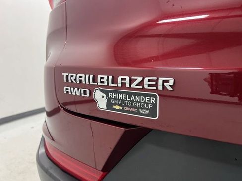 Certified 2025 Chevrolet TrailBlazer LT AWD/4WD image 29