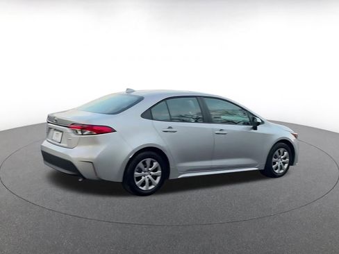 Used 2025 Toyota Corolla LE image 15