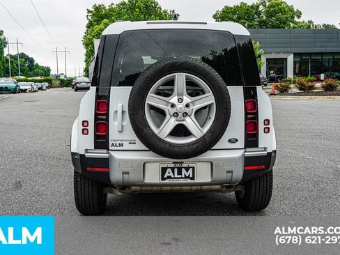Used 2022 Land Rover Defender 110 SE AWD/4WD image 10