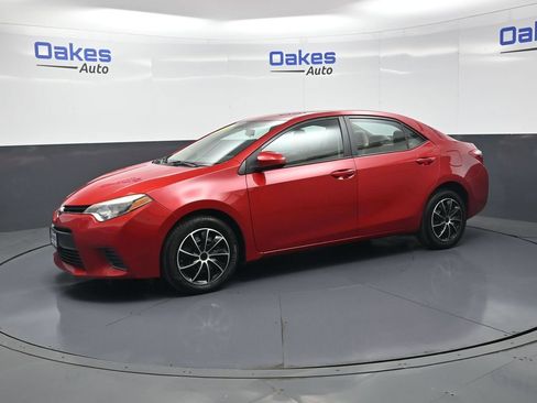 Used 2015 Toyota Corolla LE FWD image 5