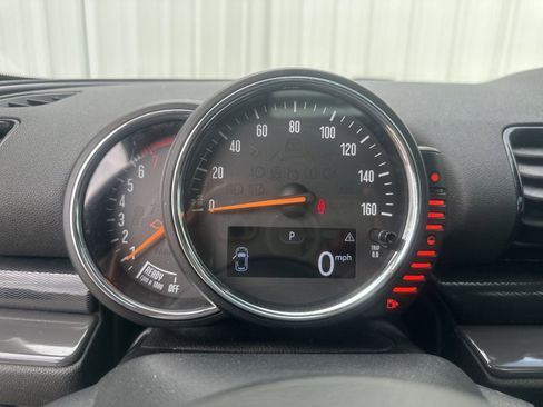 Used 2016 MINI Cooper Clubman image 23