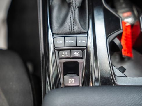 Certified 2025 Toyota Camry LE FWD image 26