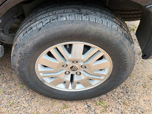 Used 2005 Mercury Mariner 2WD V6 image 12
