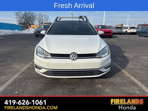 Used 2019 Volkswagen Golf SE w/ Driver Assistance Package image 8