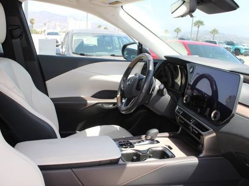 Certified 2024 Lexus RX 350 w/ Convenience Package AWD/4WD image 5