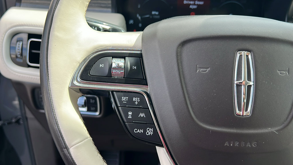 Certified 2022 Lincoln Nautilus Black Label AWD/4WD image 21