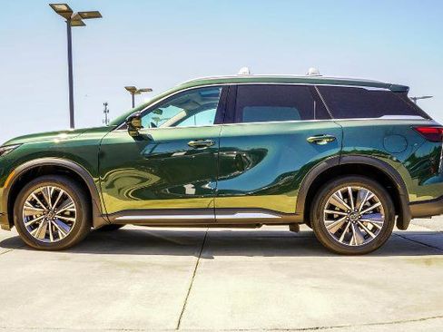 Certified 2026 INFINITI QX60 Luxe w/ Cargo Package FWD image 9