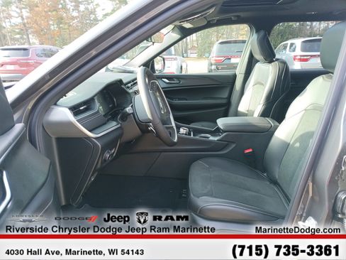 New 2025 Jeep Grand Cherokee L Altitude image 15