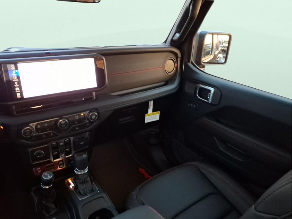 New 2026 Jeep Gladiator Rubicon AWD/4WD image 13
