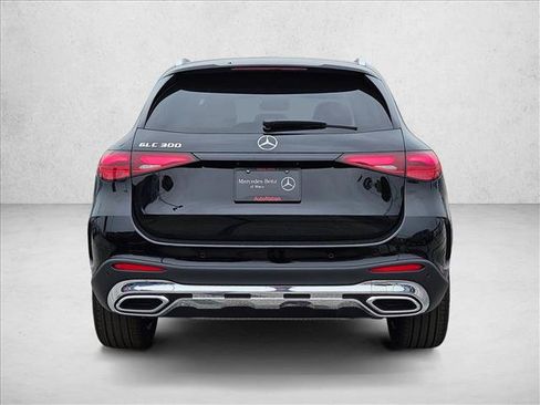 Certified 2026 Mercedes-Benz GLC 300 image 8