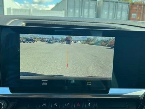 Certified 2022 Chevrolet Silverado 1500 LT image 30